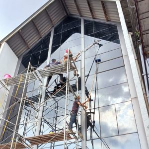 Jasa Bersih Kaca Gedung Bekasi, Profesional dan Murah 6 1000317360