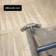 Allbersih menghadirkan jasa cuci karpet Bandung Timur sebagai solusi perawatan karpet rumah, kantor, atau ruang usaha. Pembersihan dilakukan langsung di tempat dengan metode yang tepat, sehingga debu, noda, dan kotoran dapat hilang secara menyeluruh tanpa merusak serat karpet. Dengan jasa cuci karpet Bandung Timur, ruangan terasa lebih rapi, bersih, dan nyaman digunakan setiap hari.