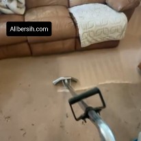 Allbersih menyediakan jasa cuci karpet Cipondoh Tangerang untuk berbagai kebutuhan, mulai dari karpet rumah, apartemen, ruko, kantor, sampai jasa cuci karpet masjid. Pengerjaan dibuat rapi, bersih menyeluruh, dan membantu mengurangi bau lembap yang sering muncul pada karpet yang dipakai setiap hari.