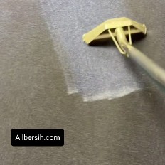 Allbersih menyediakan jasa cuci karpet Bandung untuk membantu menjaga kebersihan karpet di rumah, kantor, hingga tempat usaha. Proses pembersihan dilakukan secara terencana dengan metode yang disesuaikan jenis karpet, sehingga debu, kotoran, dan bau yang menempel dapat dibersihkan dengan maksimal. Penanganan dilakukan rapi agar karpet kembali bersih dan nyaman digunakan dalam aktivitas sehari-hari.